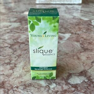 Young Living Slique Essence CitraMint Beverage Enhancer